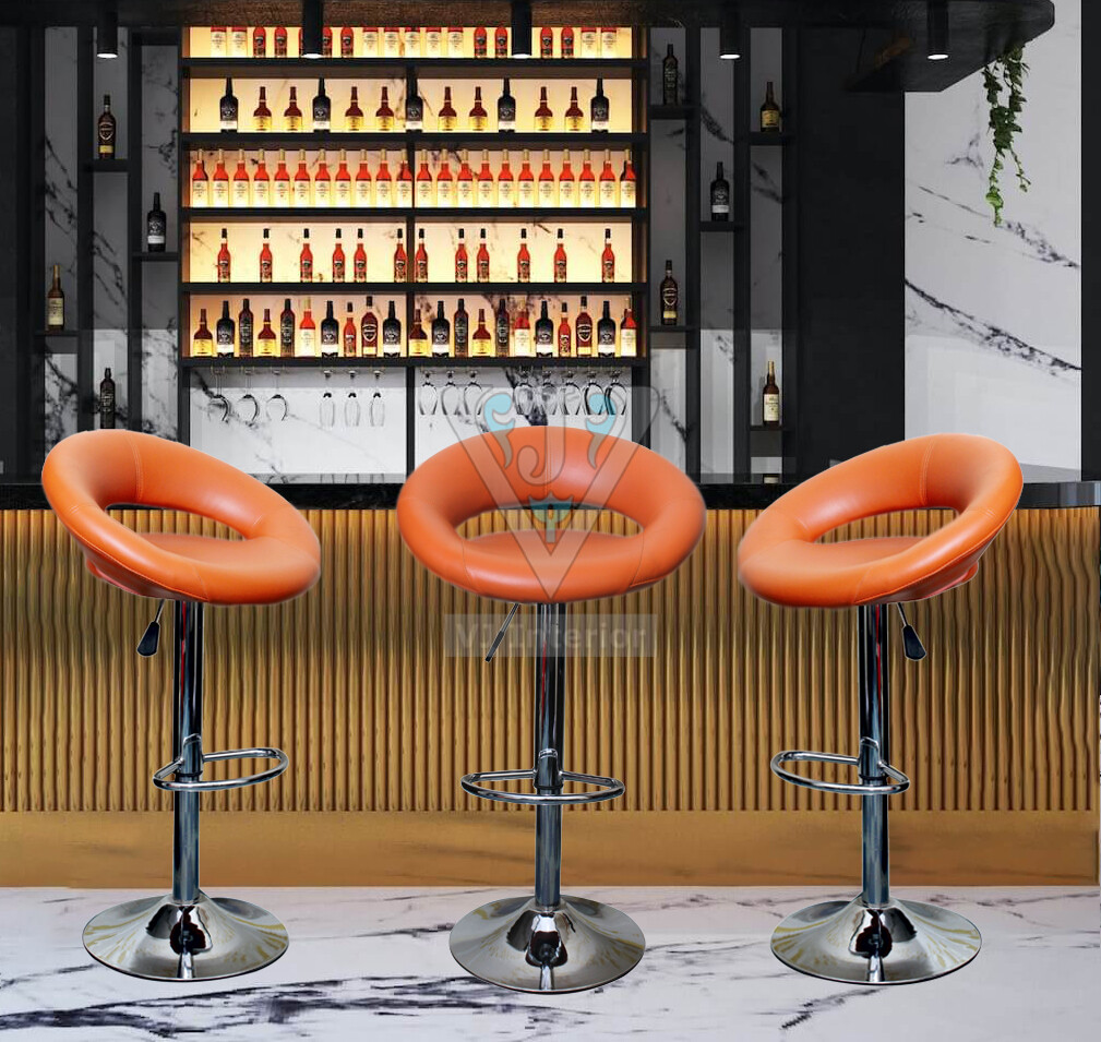 INTERIO CUSHIONED STOOL